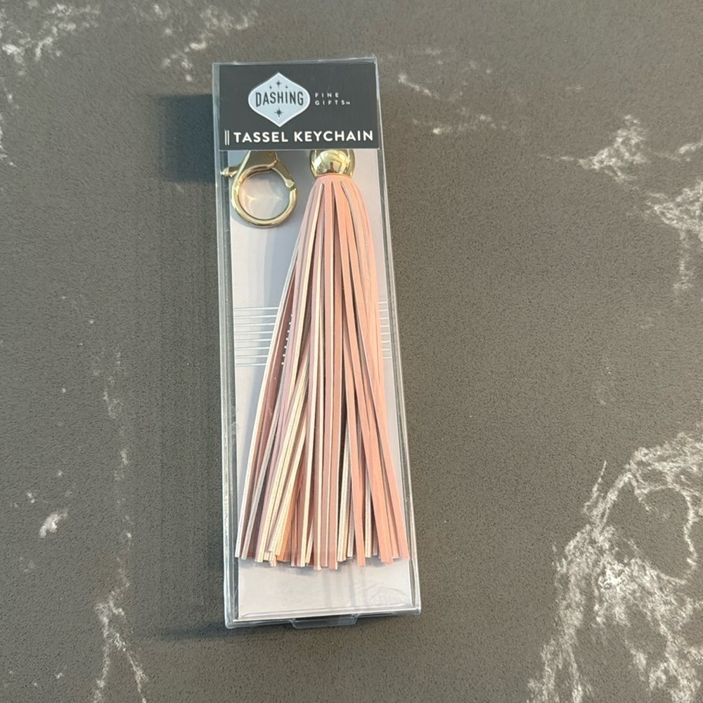 Tassle Keychain‎ Pink